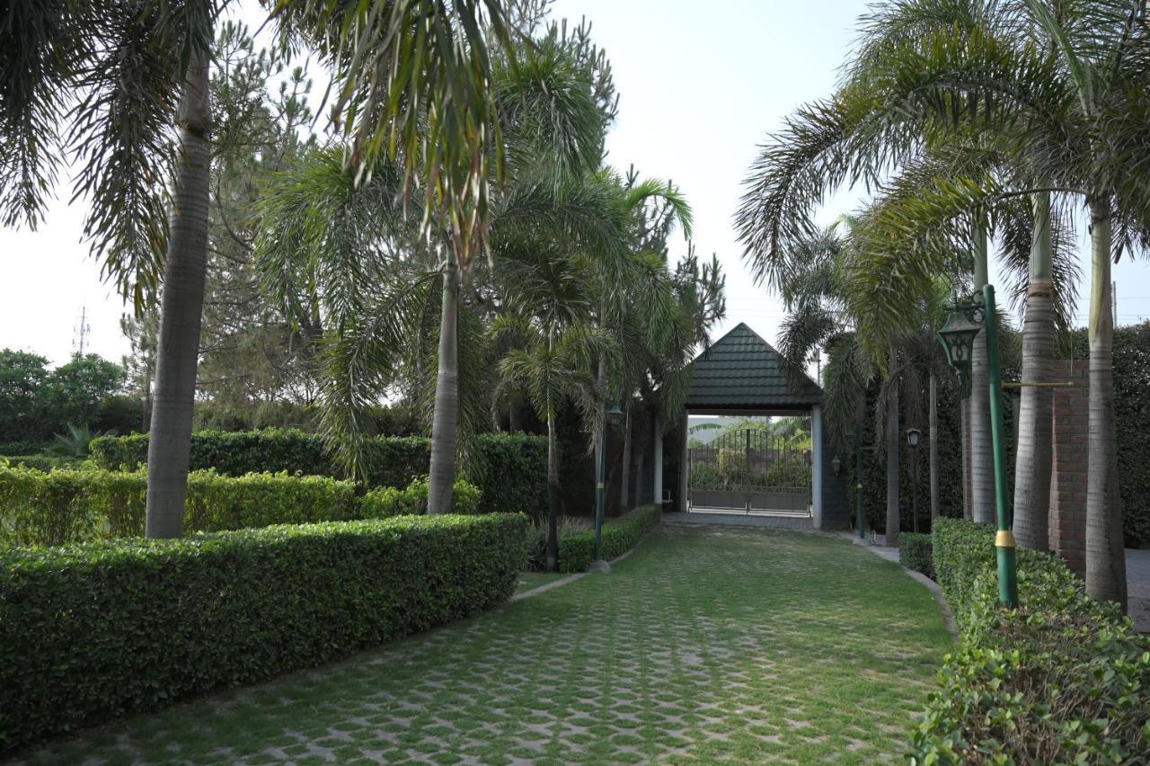 Kamal Resorts - The Luxury Of Being Yourself Ludhiana Exterior photo